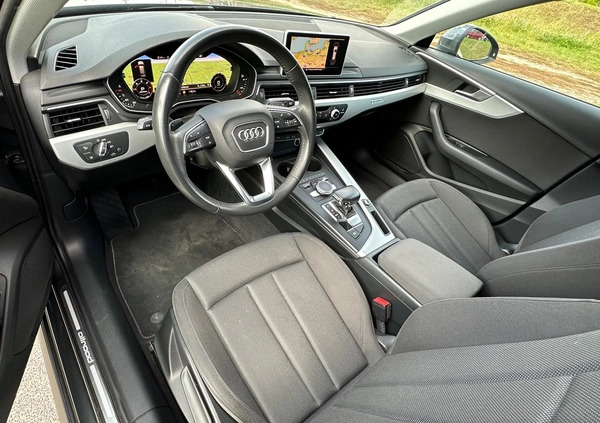 Audi A4 Allroad cena 99900 przebieg: 114600, rok produkcji 2018 z Pakość małe 704